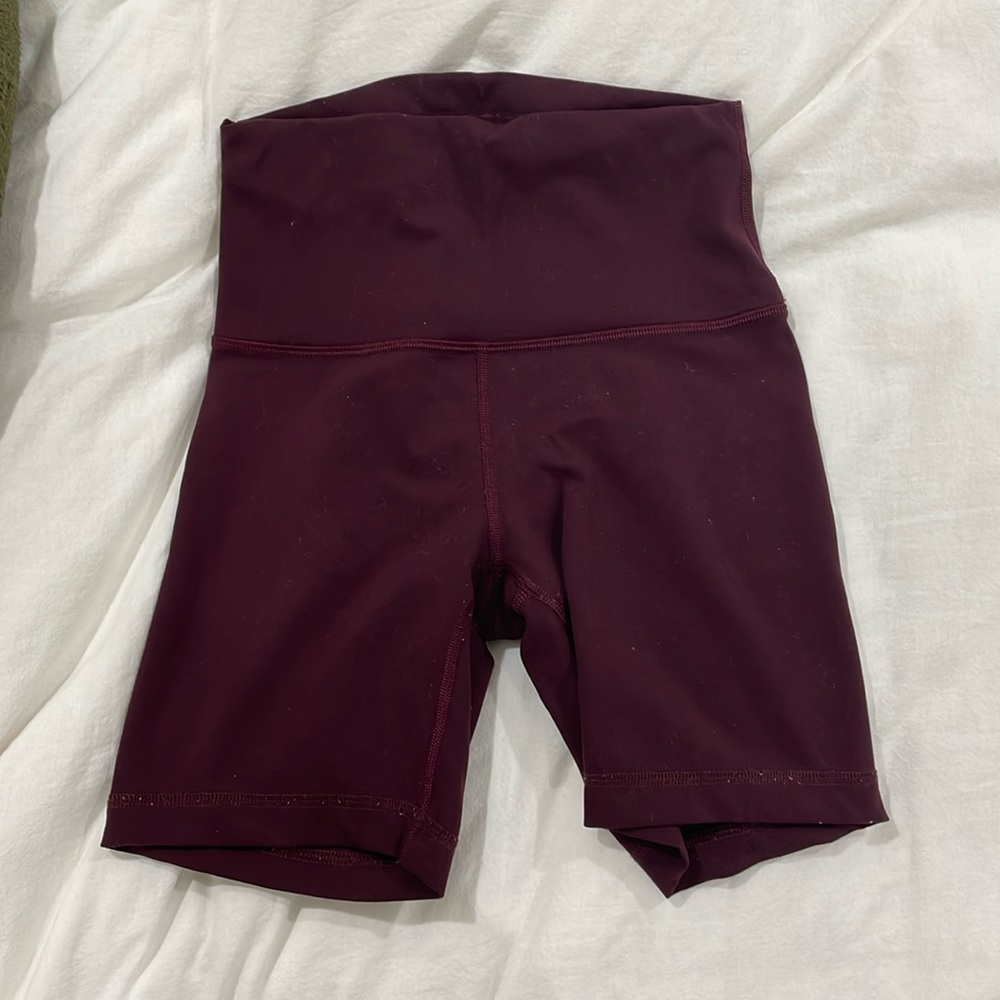 Lululemon 6” Wunder Train Bike Shorts